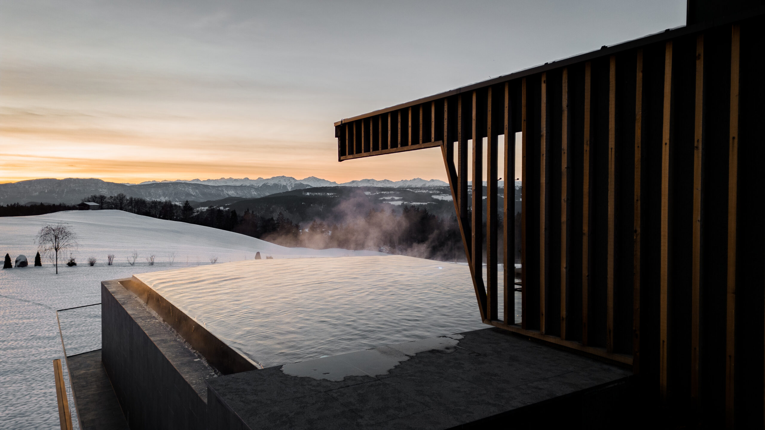 a place beyond: Ihr Adults Only Luxus B&B bei Bozen in Südtirol